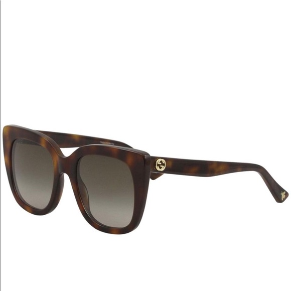 Gucci Accessories - Gucci sunglasses